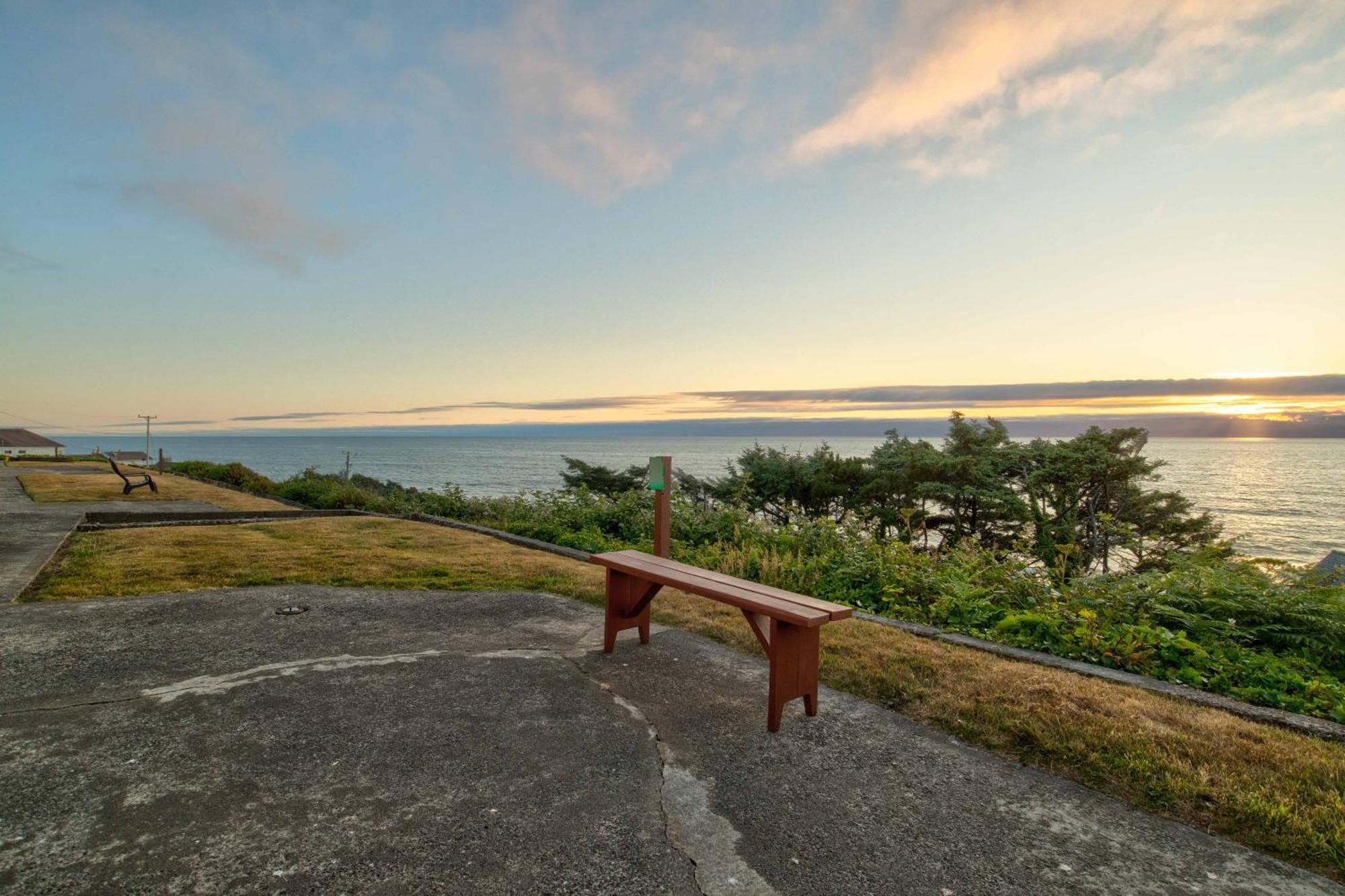 Ester Lee Oceanview Inn Lincoln City Dış mekan fotoğraf